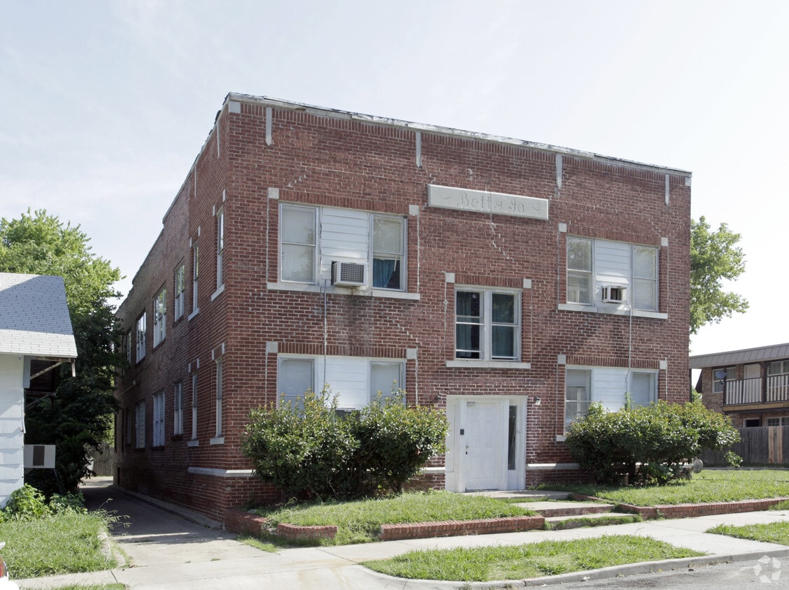 Building Photo - Betty Jo Apartments