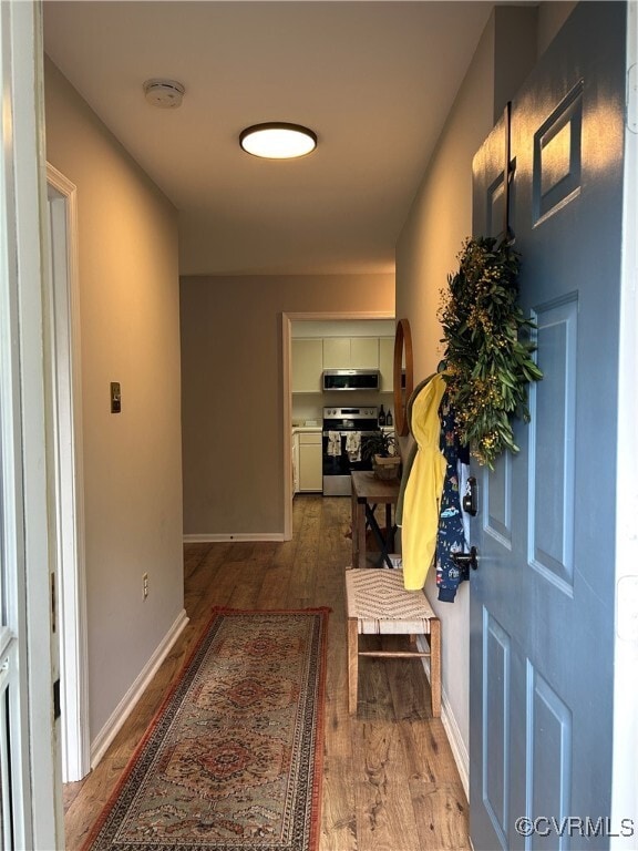 Foto del edificio - 7551 Beauchamp Ct