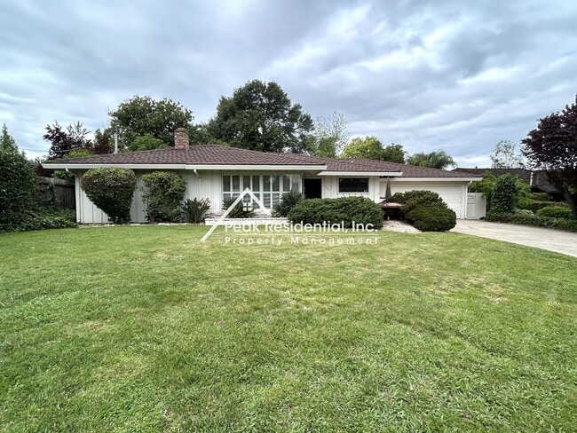 Charming 3 bedroom 2 bathroom House! - Charming 3 bedroom 2 bathroom House!