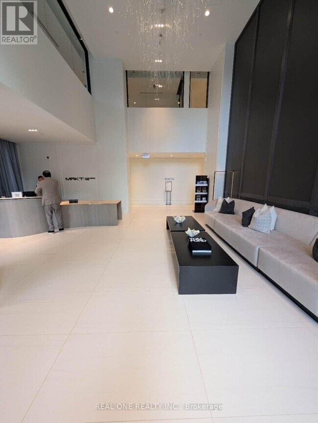 Building Photo - 115 Denison Ave