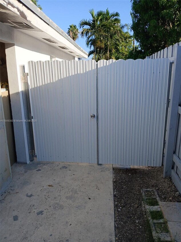 Primary Photo - 11510 SW 182nd Terrace