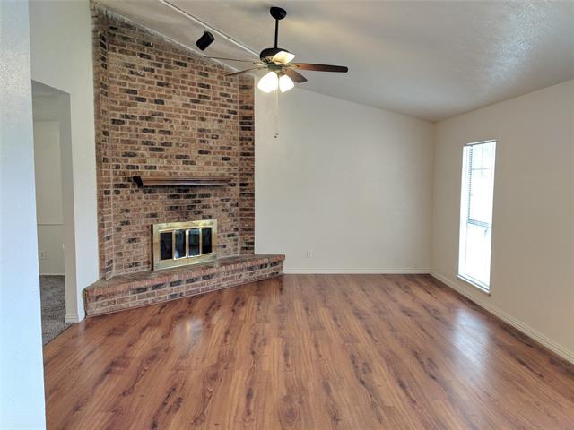 Foto del edificio - 4013 Shagbark St