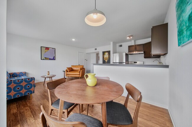 Breakfast area - 1408 Hughes St