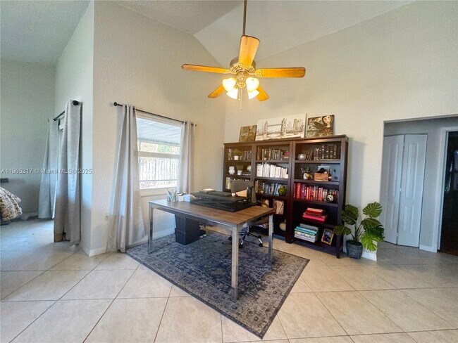 Foto del edificio - 15916 E Wind Cir