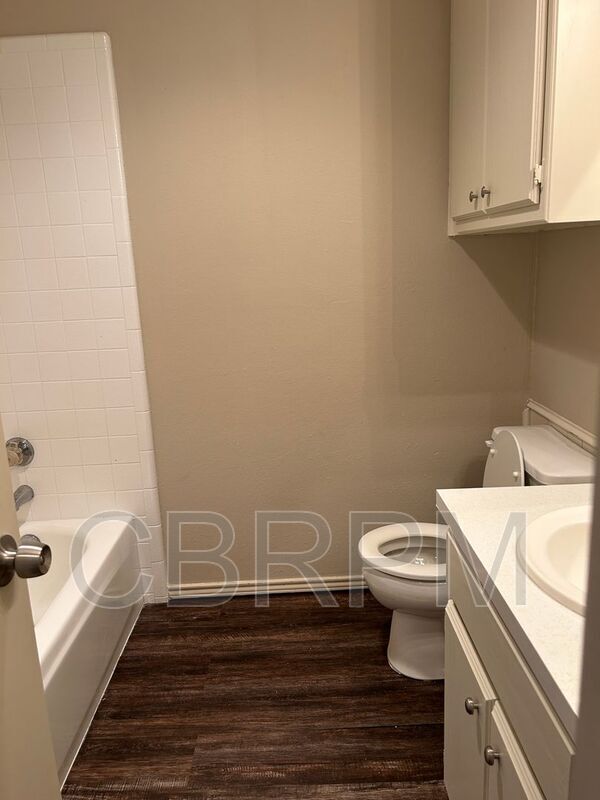 Building Photo - 2116 91st St