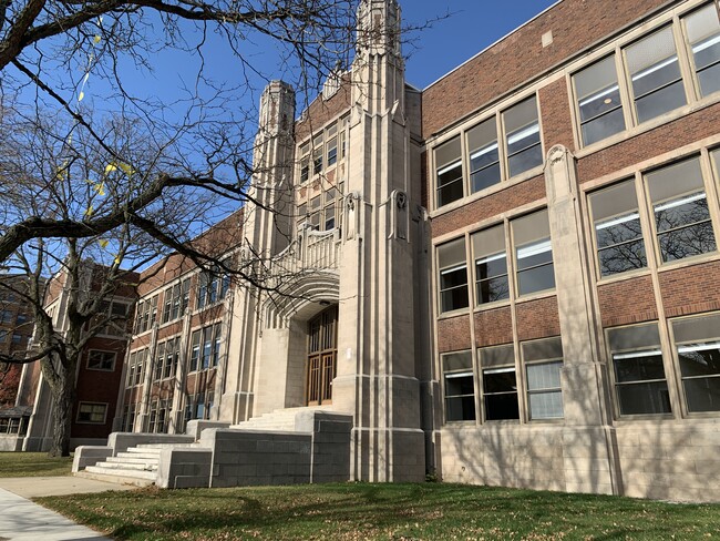 Washington Senior Apartments en Bloomington - Washington Senior Apartments