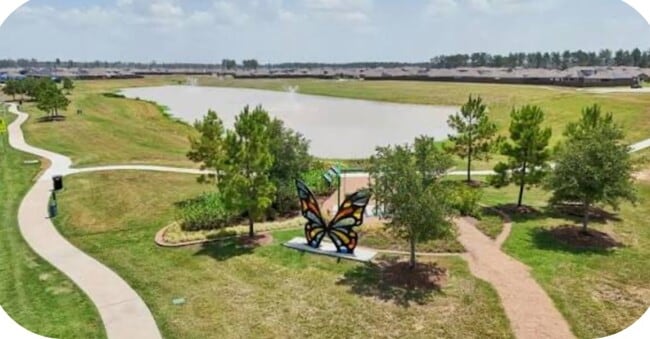 Building Photo - 21349 Pne Ml Dr