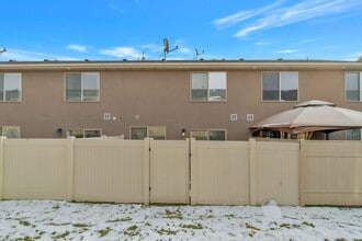 Building Photo - 2453 Andover St