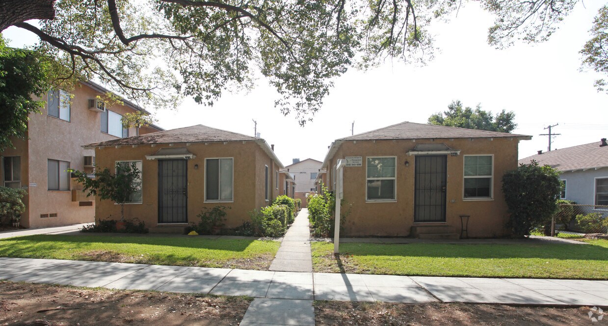 Building Photo - 440-442 E Angeleno Ave