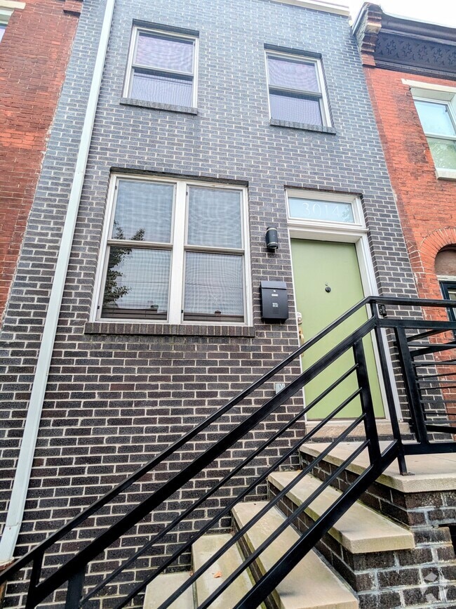 Building Photo - 3014 W Stiles St