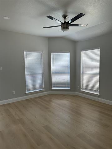 Building Photo - 3160 Delaford Dr