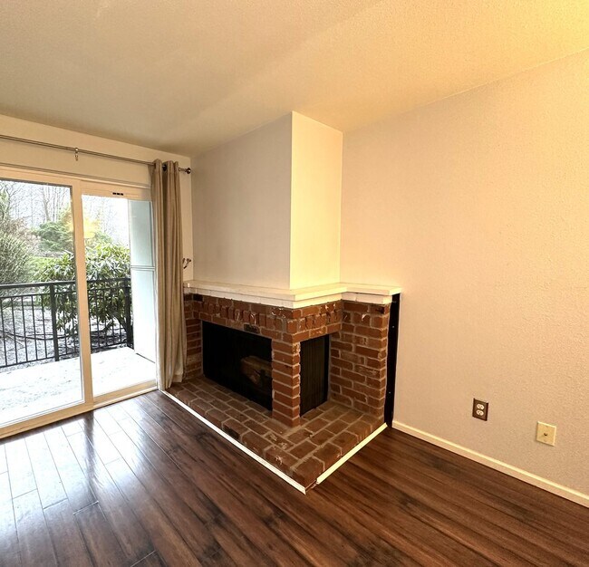 Foto del edificio - 2Bd/1Ba Issaquah Condo