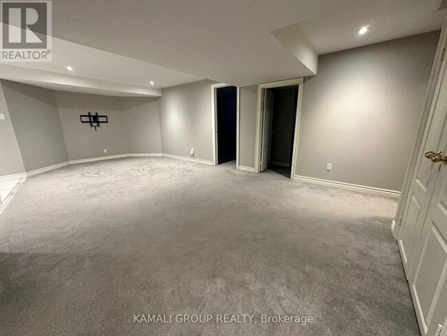 Photo du bâtiment - 175 Estate Garden Dr