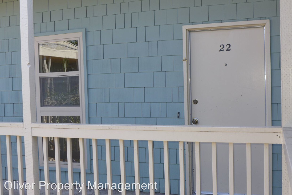 Foto principal - 362 E Lake Ave