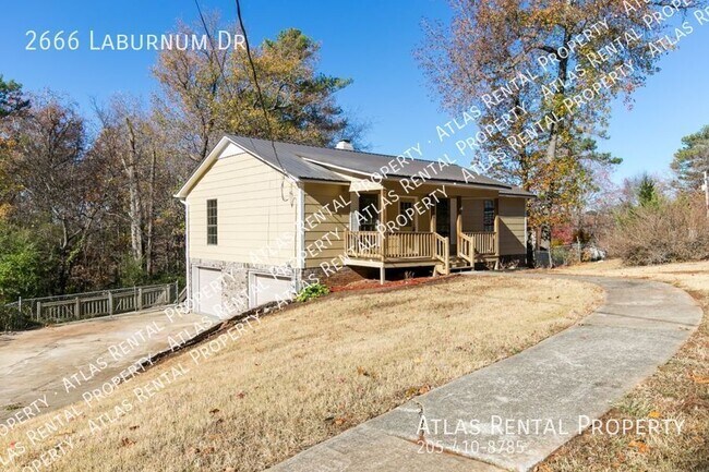 Foto del edificio - 2666 Laburnum Dr