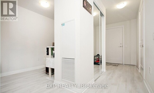 Building Photo - 65 Watergarden Dr