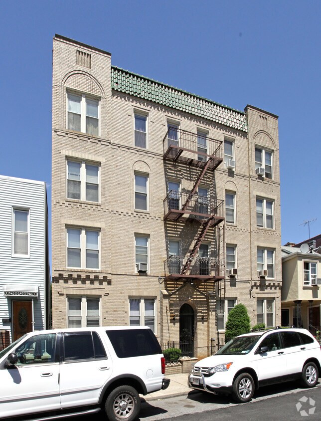 Building Photo - 331 92nd St
