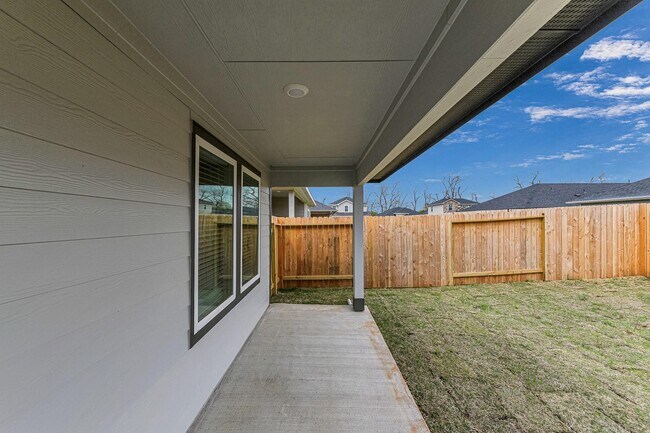 Foto del edificio - 1718 Battisti Dr