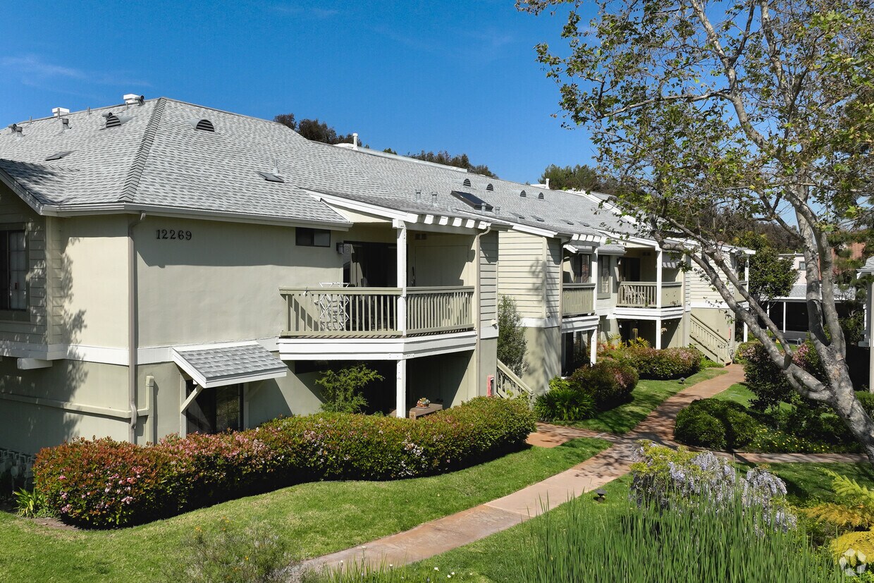 12291 Carmel Vista Rd - The Lakes Carmel Delmar