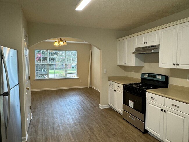 Foto del edificio - Prattville Home