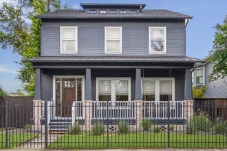 Building Photo - 604 Cortlandt St