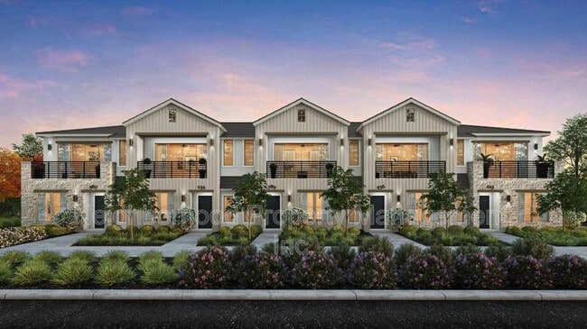 Building Photo - 2883 E Tamarind Dr