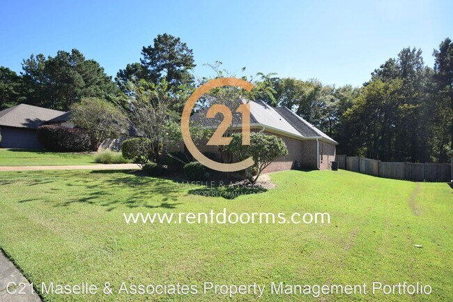 Foto del edificio - 3 br, 2 bath House - 111 S Branch St