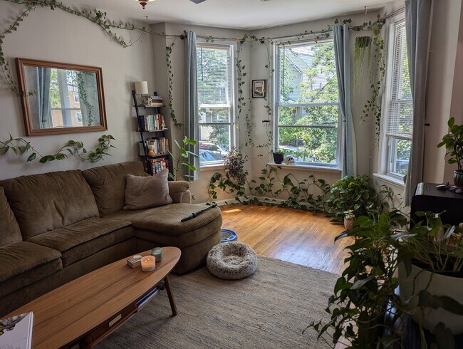 Foto del edificio - 3145 N Monticello Ave