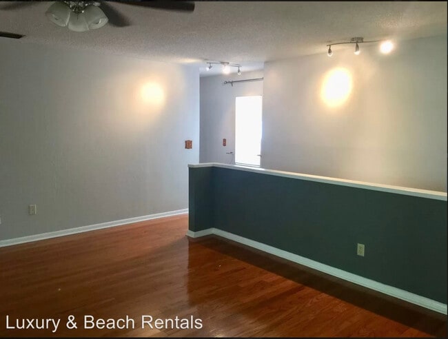 Building Photo - 476 Santa Cruz Plz NE