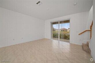 Building Photo - 2878 Blossom Wy
