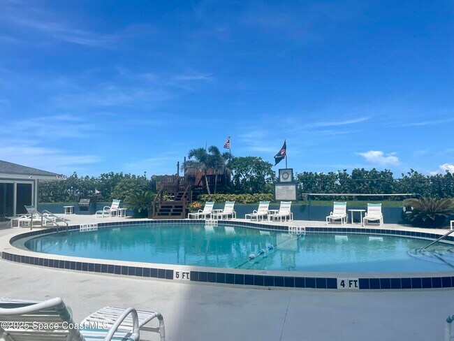 Building Photo - 1175 Jimmy Buffett Mem Hwy