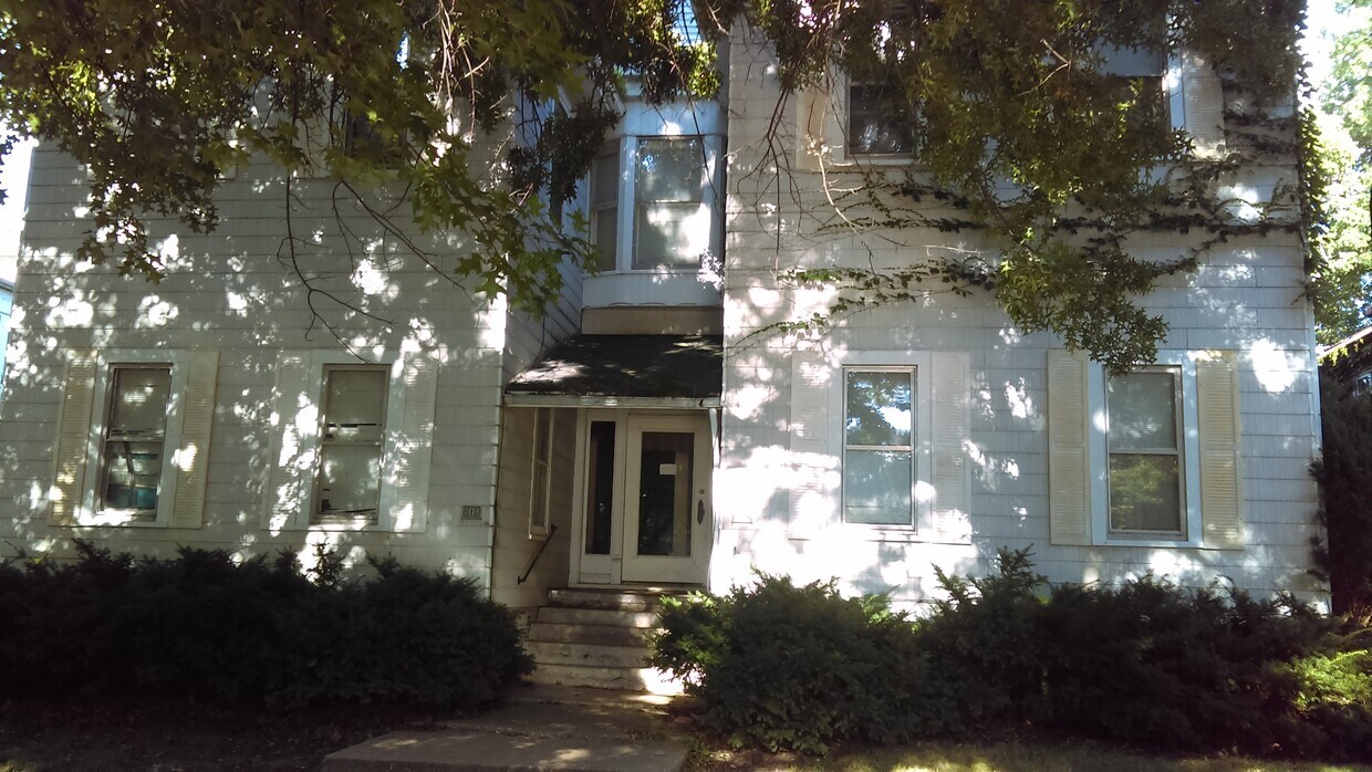 514 S. Douglas, Springfield - 512 S Douglas Ave