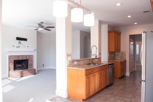 Foto del edificio - 7710 Calypso Dr