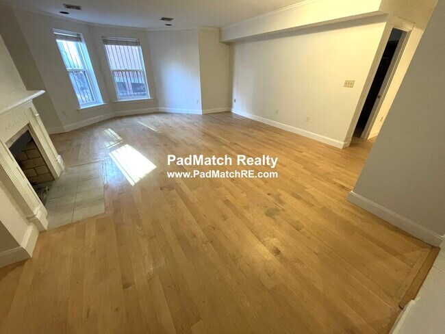 Foto del edificio - 341 Beacon St