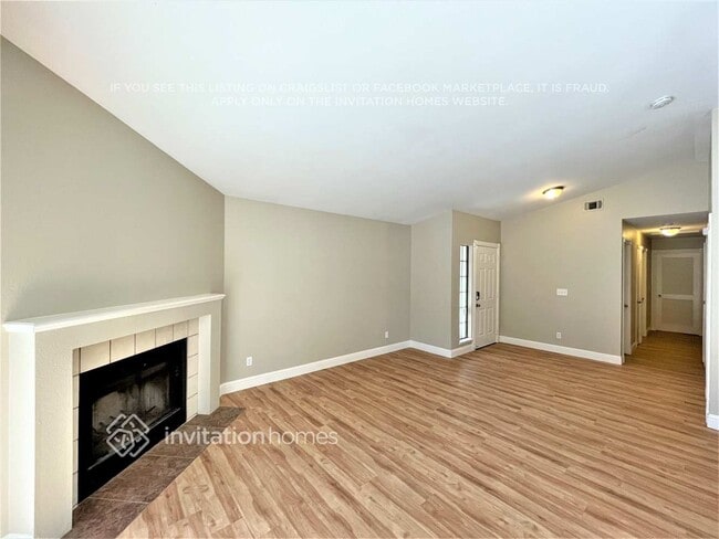 Building Photo - 160 Hawthorne Dr
