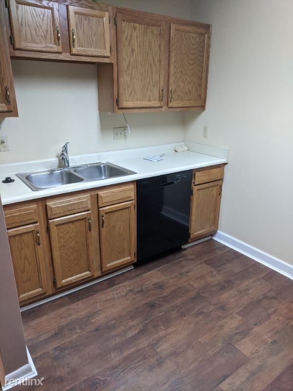 Foto del edificio - 3355 Lindsay Ln