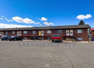 Building Photo - 706 Downey St