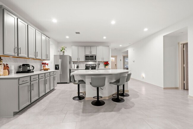 Foto del edificio - 29506 Gordon Sevilla St