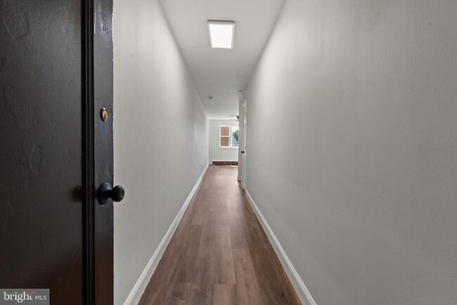 Foto del edificio - 610 57th St NE