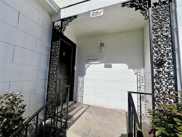 Building Photo - 8811 Eldon Dr