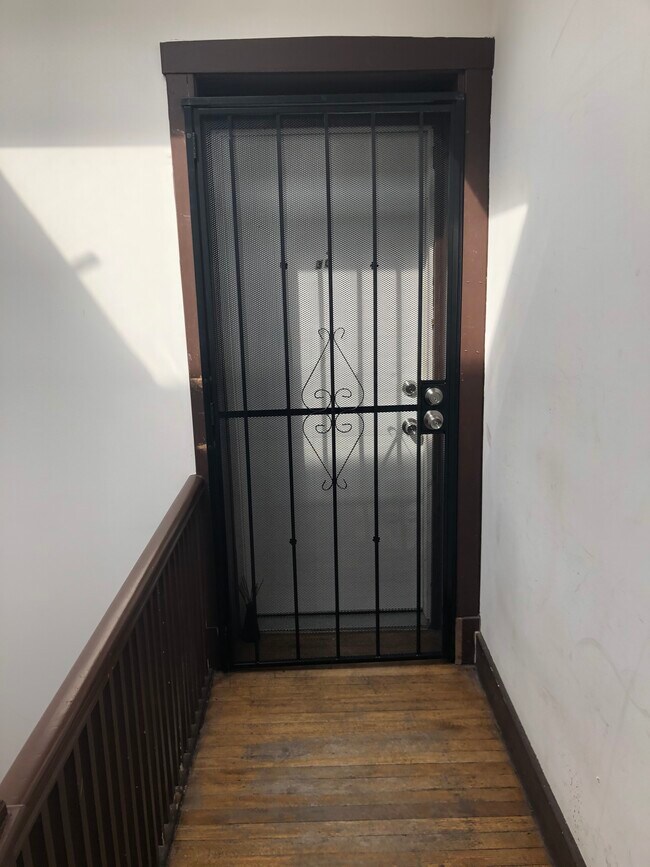 Foto del edificio - 5148 S King Dr