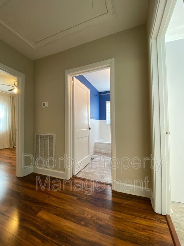 Building Photo - 1710 John Ross Rd