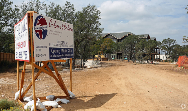 Building Photo - The Oaks Gracious Retirement Living