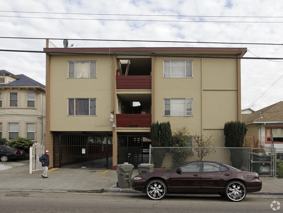 Building Photo - 1808 Fruitvale Ave