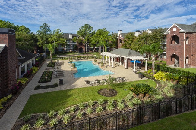Building Photo - Legacy Park