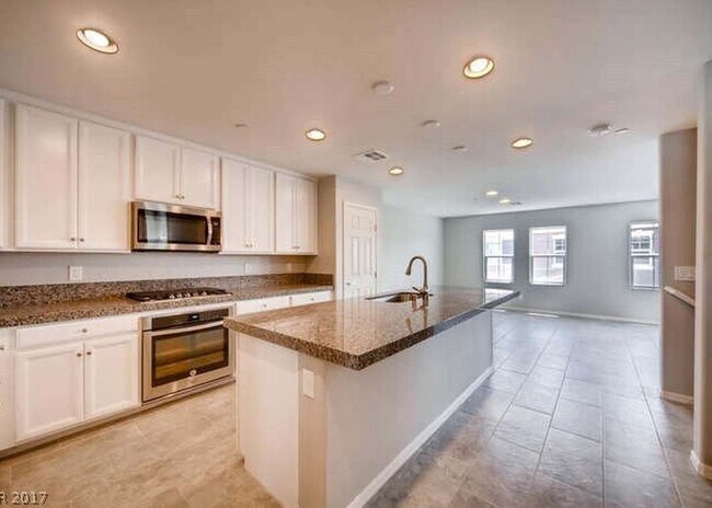 Foto del edificio - 1014 Warsaw Ave