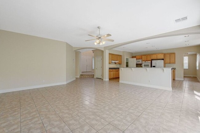 Building Photo - 89 Dollar Pointe Ave
