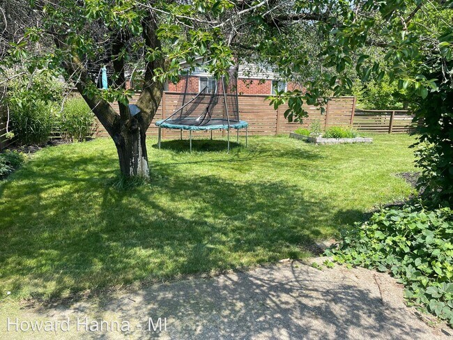 Building Photo - 3 br, 2 bath House - 2534 Pamela Avenue