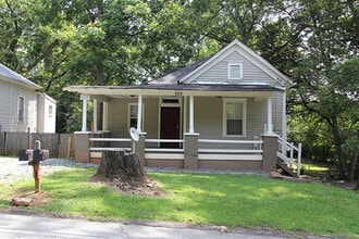 Building Photo - 1928 Meador Ave SE