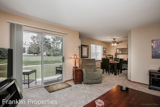 Building Photo - 220-248 S Rush St